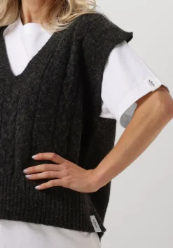 grijze soeurs de provence top pauline spencer