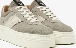 grijze via vai lage sneakers isa romi