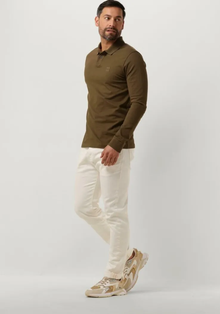 groene boss orange polo passerby