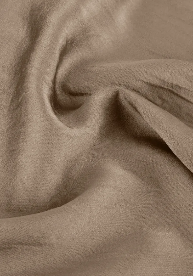 groene summum top laced v neck top silky touch