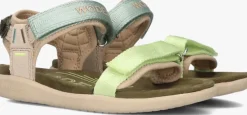 groene woden sandalen cirkeline