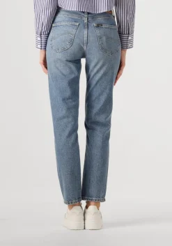 lichtblauwe lee mom jeans carol classic denim
