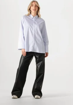 lichtblauwe neo noir blouses dita mini stripe shirt