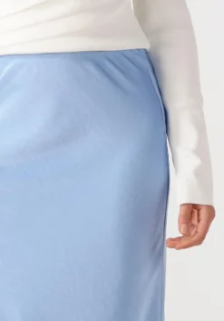 lichtblauwe neo noir maxirok vicky heavy sateen skirt
