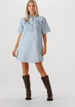 lichtblauwe neo noir mini jurk saras denim emb dress
