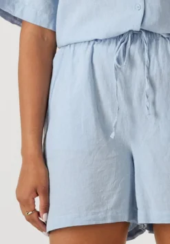 lichtblauwe selected femme korte broek slfluisa mw string shorts b