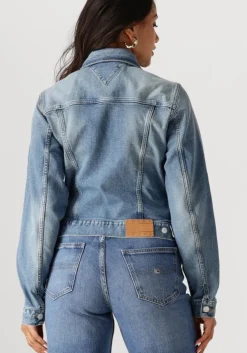 lichtblauwe tommy jeans spijkerjas classic trucker jacket ai8113