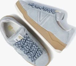 lichtblauwe via vai lage sneakers sam kyli