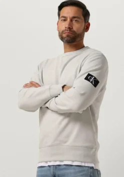 lichtgrijze calvin klein sweater badge crew neck