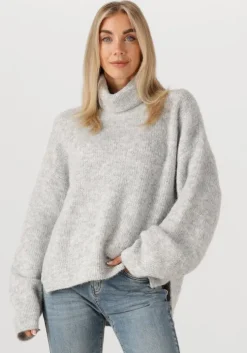 lichtgrijze circle of trust coltrui pip knit