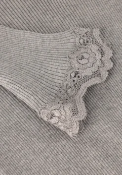 lichtgrijze rosemunde top babette silk t-shirt lace