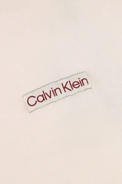 lichtroze calvin klein t-shirt placed institutional baby tee