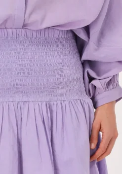 lila ibana minirok scout