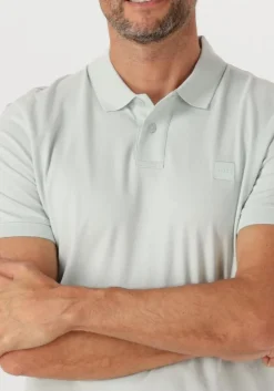 mint boss orange polo passenger