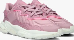 roze adidas lage sneakers ozweego j