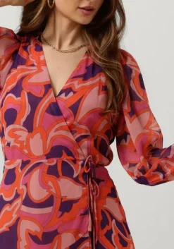 roze freebird maxi jurk wv-crinkle-aop-pes-23-1.0