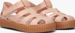 roze igor sandalen nico caramelo