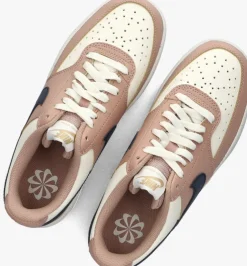 roze nike lage sneakers court vision low wmns
