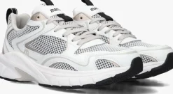 witte maruti lage sneakers novi