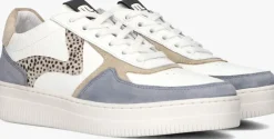 witte maruti lage sneakers momo