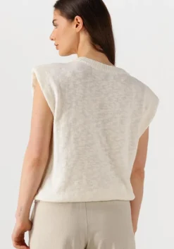 witte ruby tuesday top verros