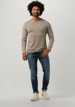 zand pure path trui flat knitted shirt with small logo on chest