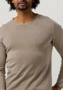 zand pure path trui flat knitted shirt with small logo on chest