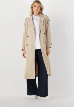 zand withblack trenchcoats wbltheresa trenchcoat