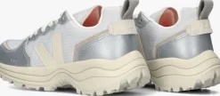 zilverkleurig veja lage sneakers venturi ii