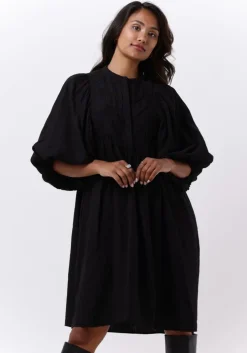 zwarte bruuns bazaar midi jurk cyclamen sarine dress