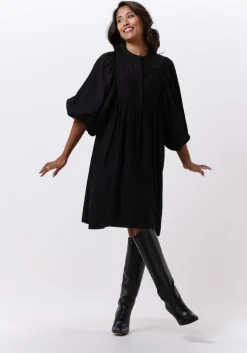 zwarte bruuns bazaar midi jurk cyclamen sarine dress