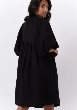 zwarte bruuns bazaar midi jurk cyclamen sarine dress