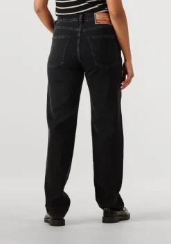 zwarte diesel straight leg jeans 1988 d-ark
