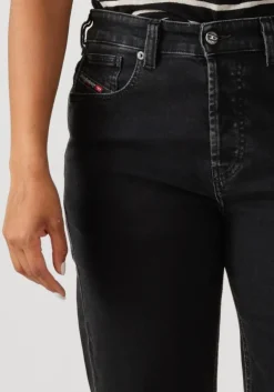 zwarte diesel straight leg jeans 1988 d-ark