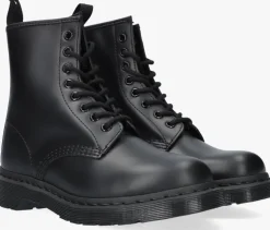 zwarte dr martens veterboots 1460 pascal mono