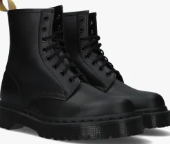 zwarte dr martens veterboots vegan 1460 bex mono
