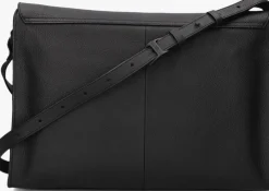 zwarte liebeskind schoudertas lora small pebble shoulderbag m