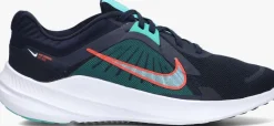 zwarte nike lage sneakers nike quest 5