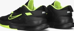 zwarte nike lage sneakers crosscourt