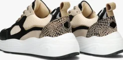zwarte omoda lage sneakers triangle