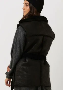 zwarte simple gilet simba jer-sherpa-22-3