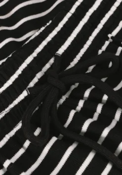 zwarte studio amaya korte broek kick